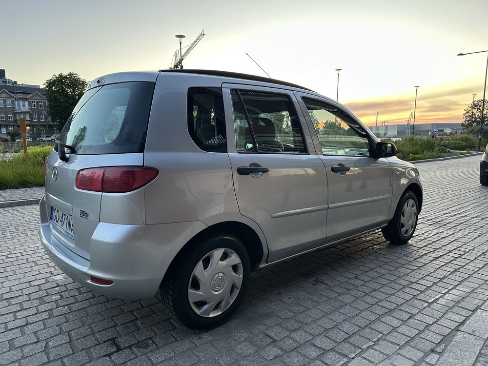 Mazda 2 1.4 Beznyzna 100% sprawna Klima 2x kola OC na rok!