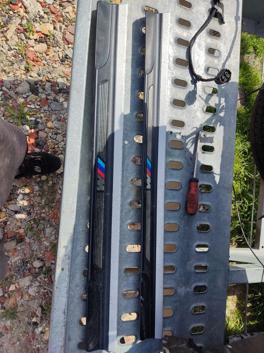 Listwy progowe BMW E46 COUPE CABRIO Wewnętrzne