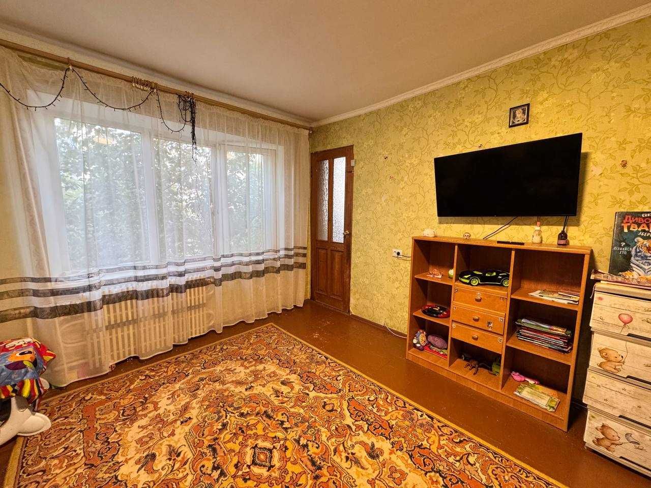 Продам 2 чешку на Левобережный-3 пр. Мира
