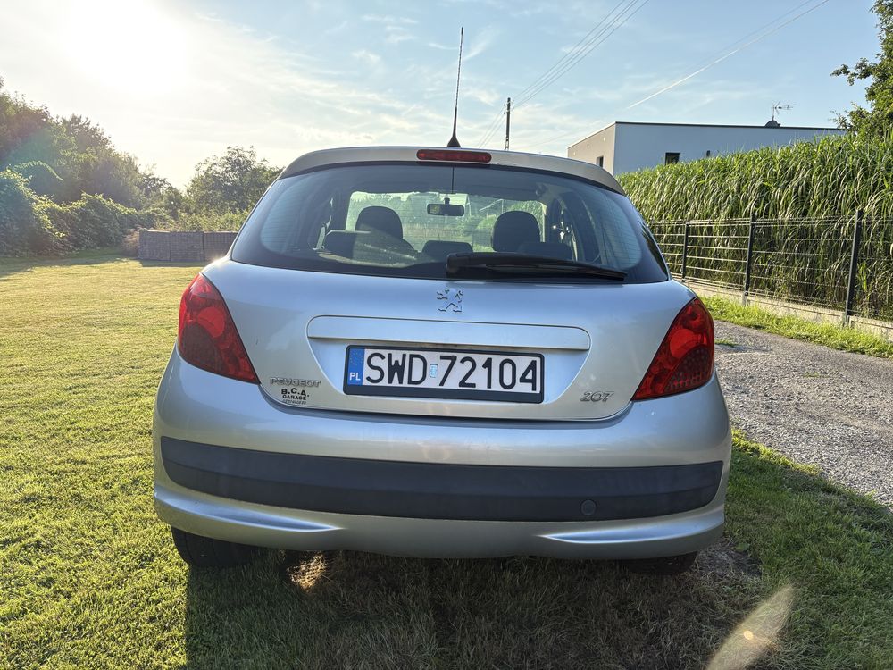 Peugeot 207 rocznik2008