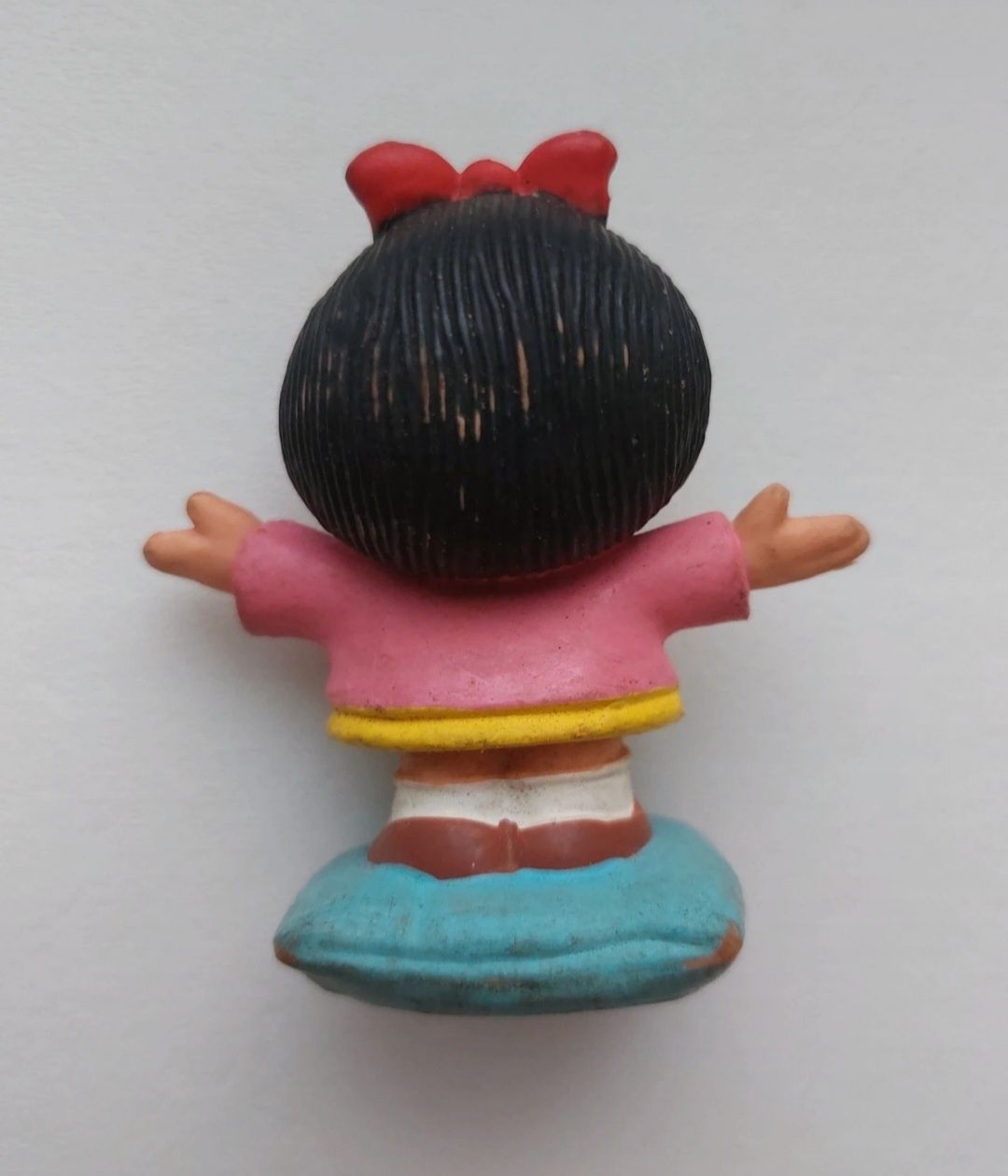 Figura PVC vintage Mafalda a cantar Quino Made in Portugal