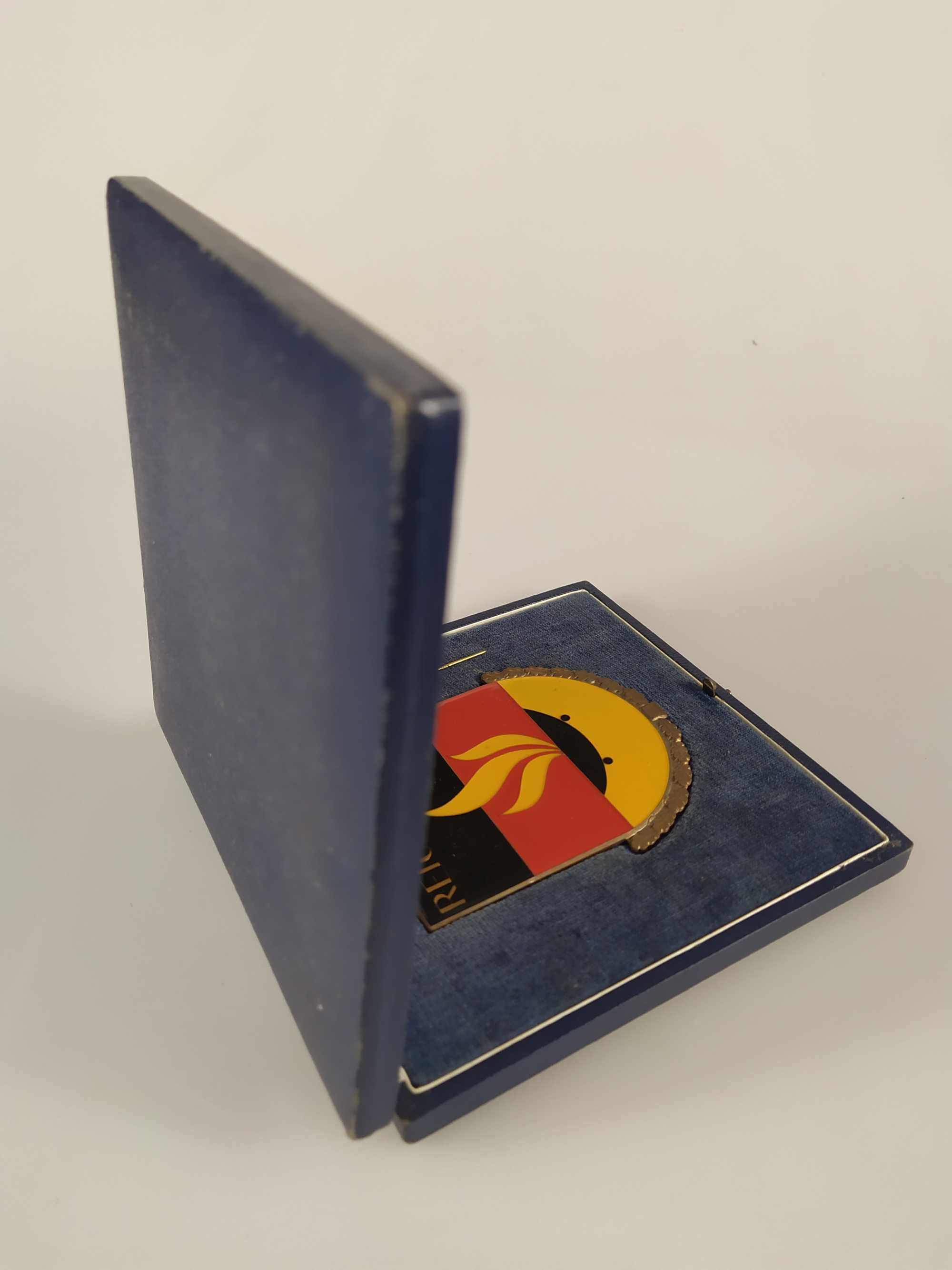 Reichsbund medal z miniaturką na szpilce