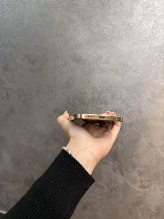 Used IPHONE 16 Pro Max 256 Desert Titanium Nevelock  Дорошенка,28