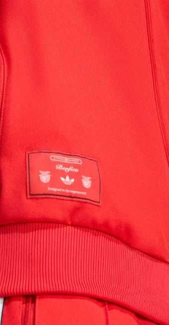 Fato de treino retro Benfica 25/26 novo!