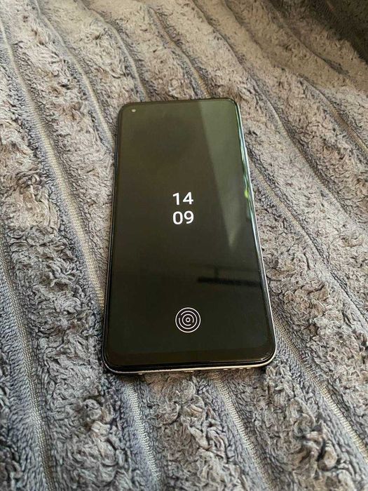 Realme8 На 128гб памяті
