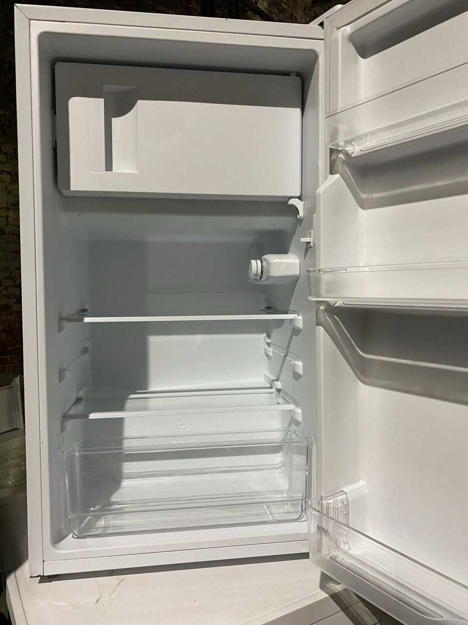 Mini-Холодильник Midea MDRU125FGF-01 ( 85 см) з Європи