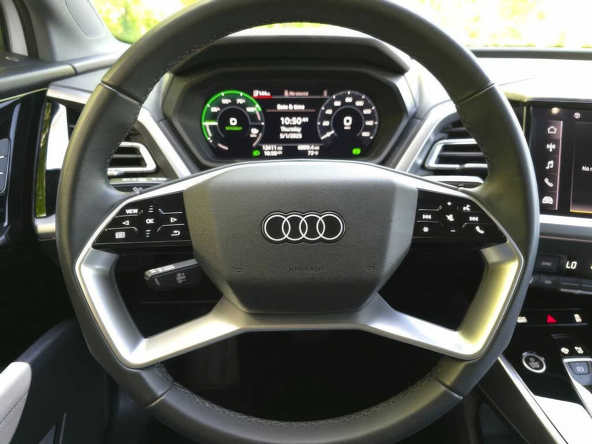 2023 Audi Q4 e-tron quattro Premium 50