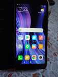 Продам сенсорний мобільний телефон Redmi6A
