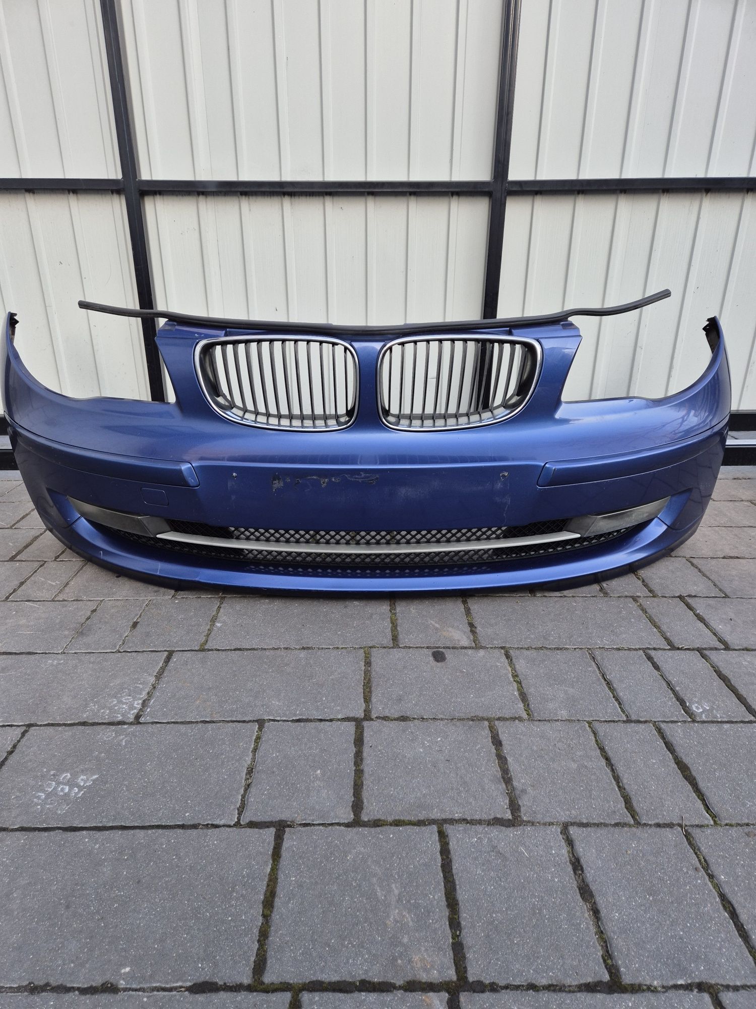 Zderzak przód przedni bmw serii 1 e87 lift rok 08 kod A51/5