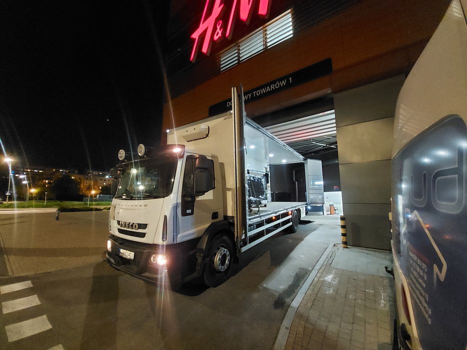 Współpraca//Mobilny serwis