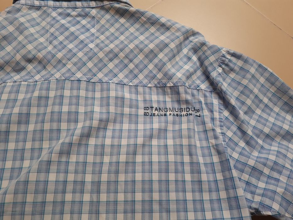 Camisa znos bom estado