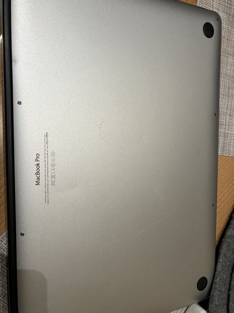 Ноутбук Макбук MacBook Pro 15