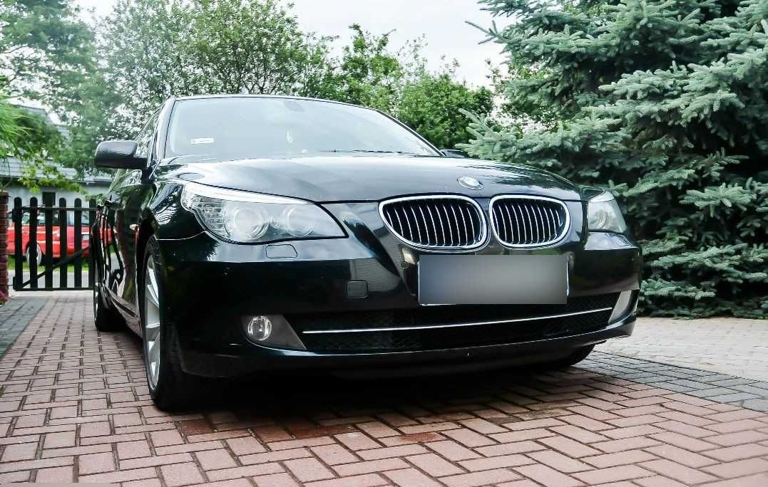 BMW serii 5 Limuzyna Limitowane wyposażenie wersji Luksusowej