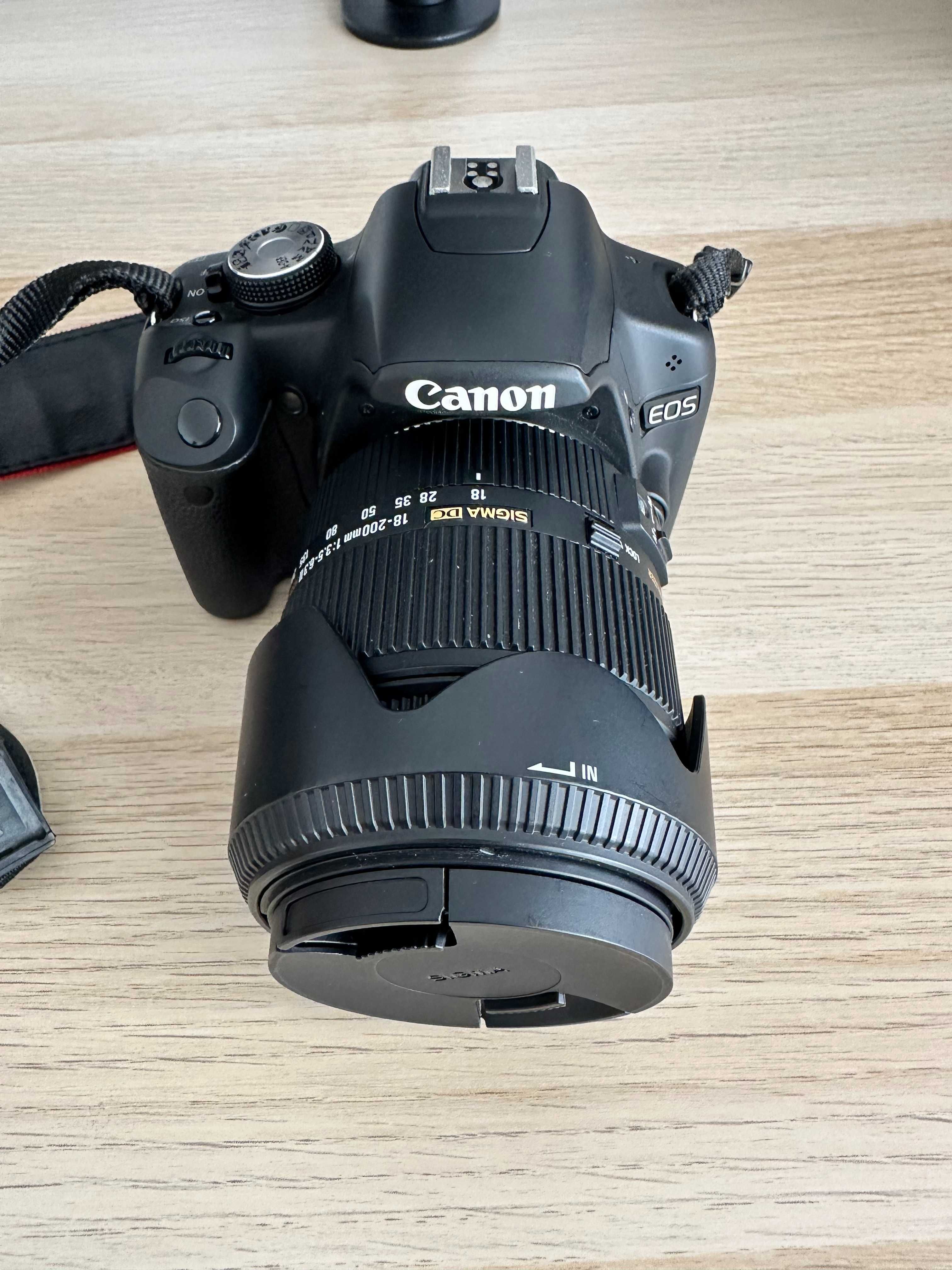 Canon EOS 500D + Sigma 18-200 + Bolsa