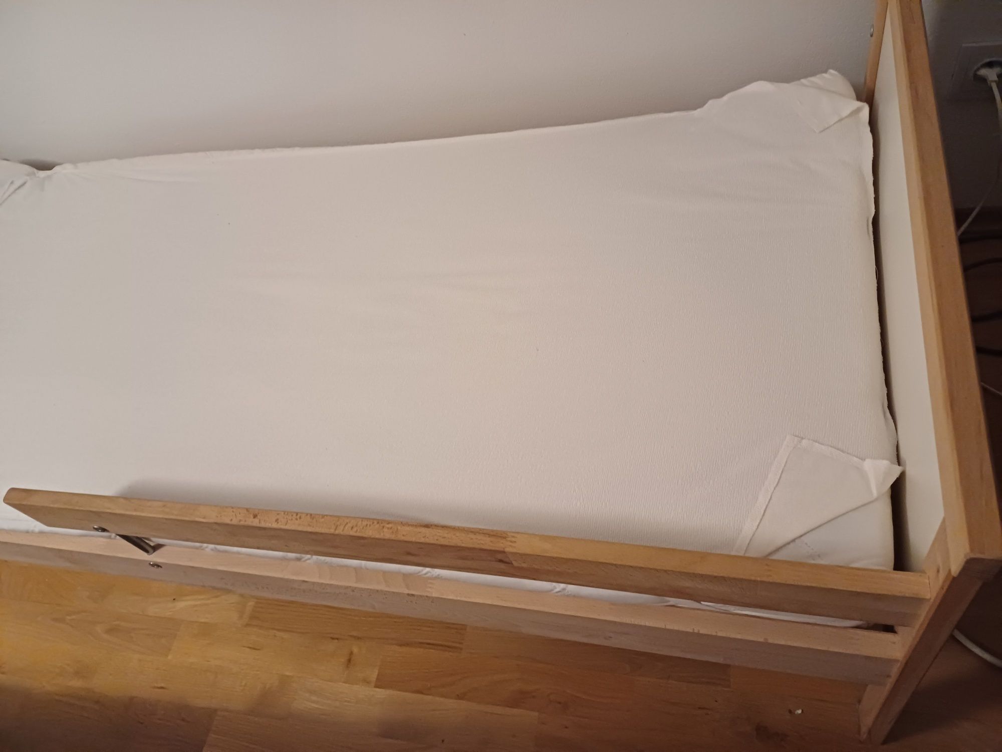Łóżko dziecięce.