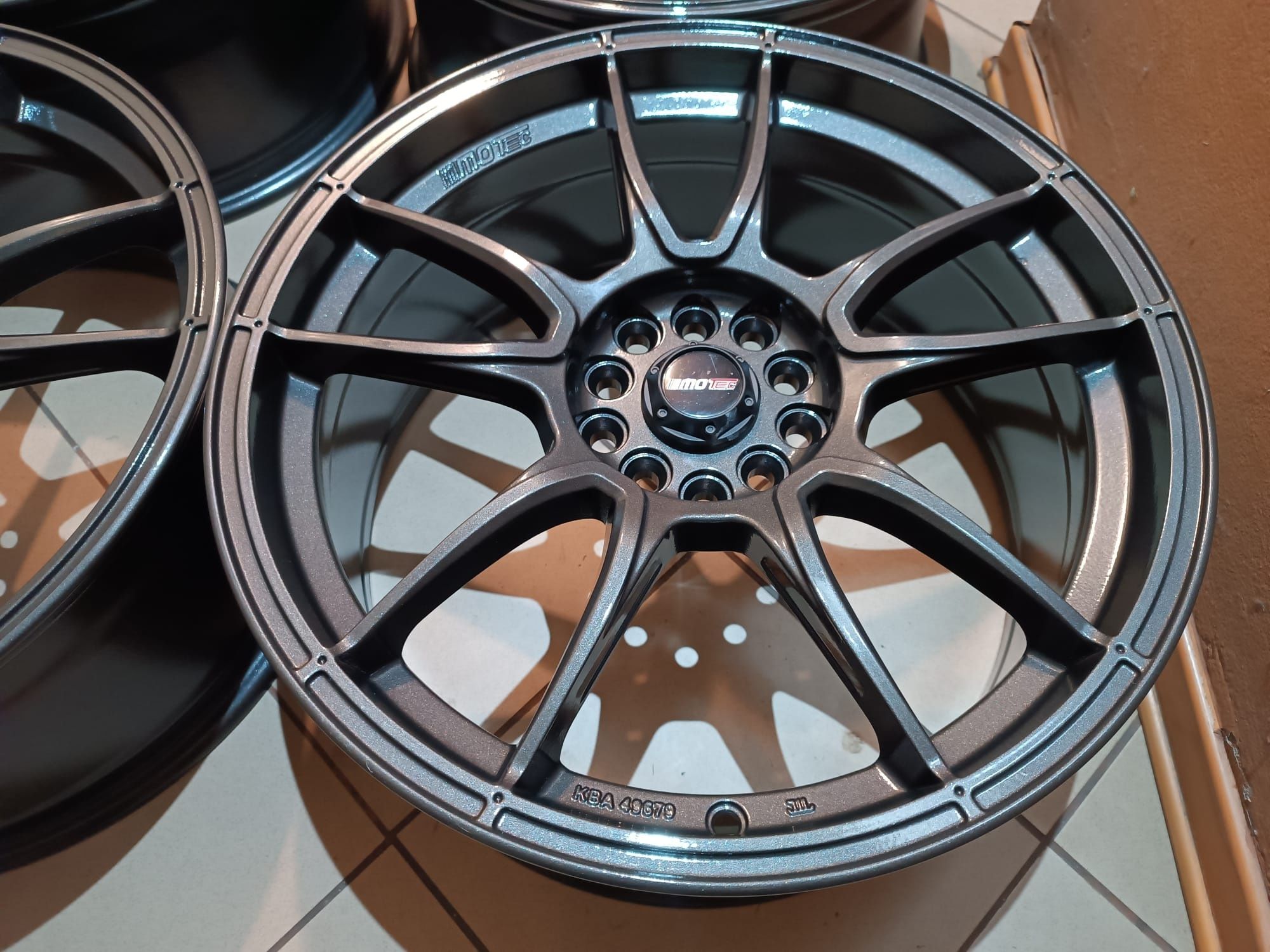 Felgi/Alufelgi 19x8,5 5x112/120 Motec Nitro VW/Audi/Skoda/Seat/BMW