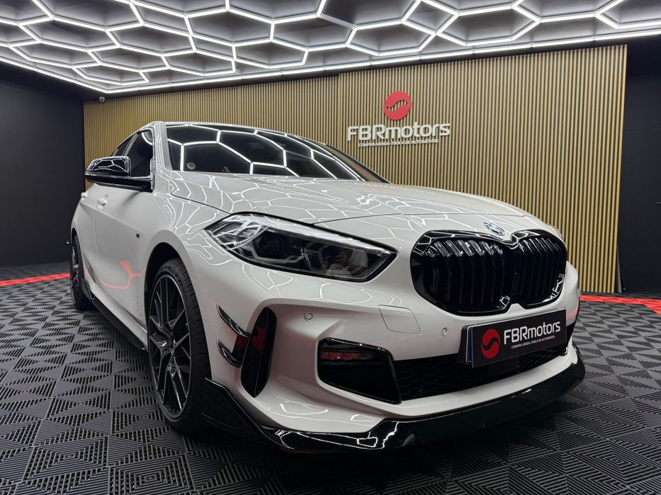 BMW 116 d Pack Desportivo M