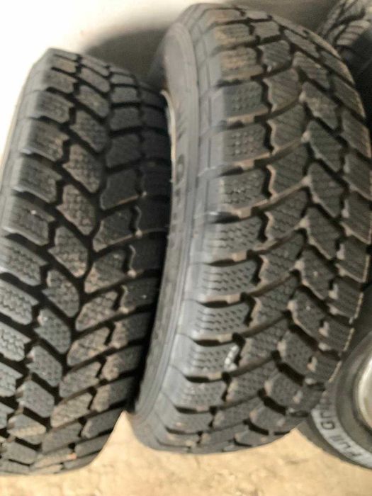 Зимові Шини з дисками на бус Petlas Fullgrip PT935 195/70 R15C 104/102