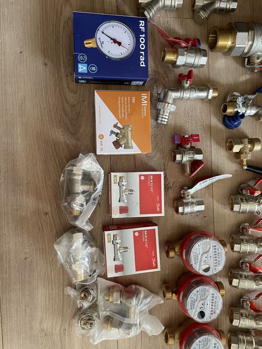 Wodomierz cieplomierz zawor zestaw