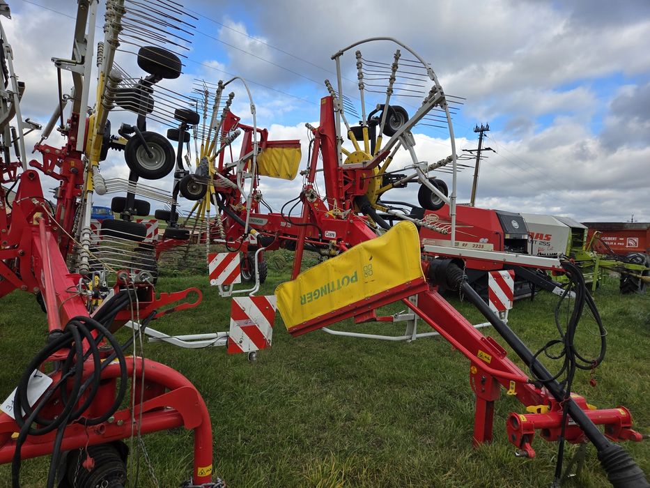 Zgrabiarka dwugwiazdowa  podwojna pottinger top 722 stan idealny