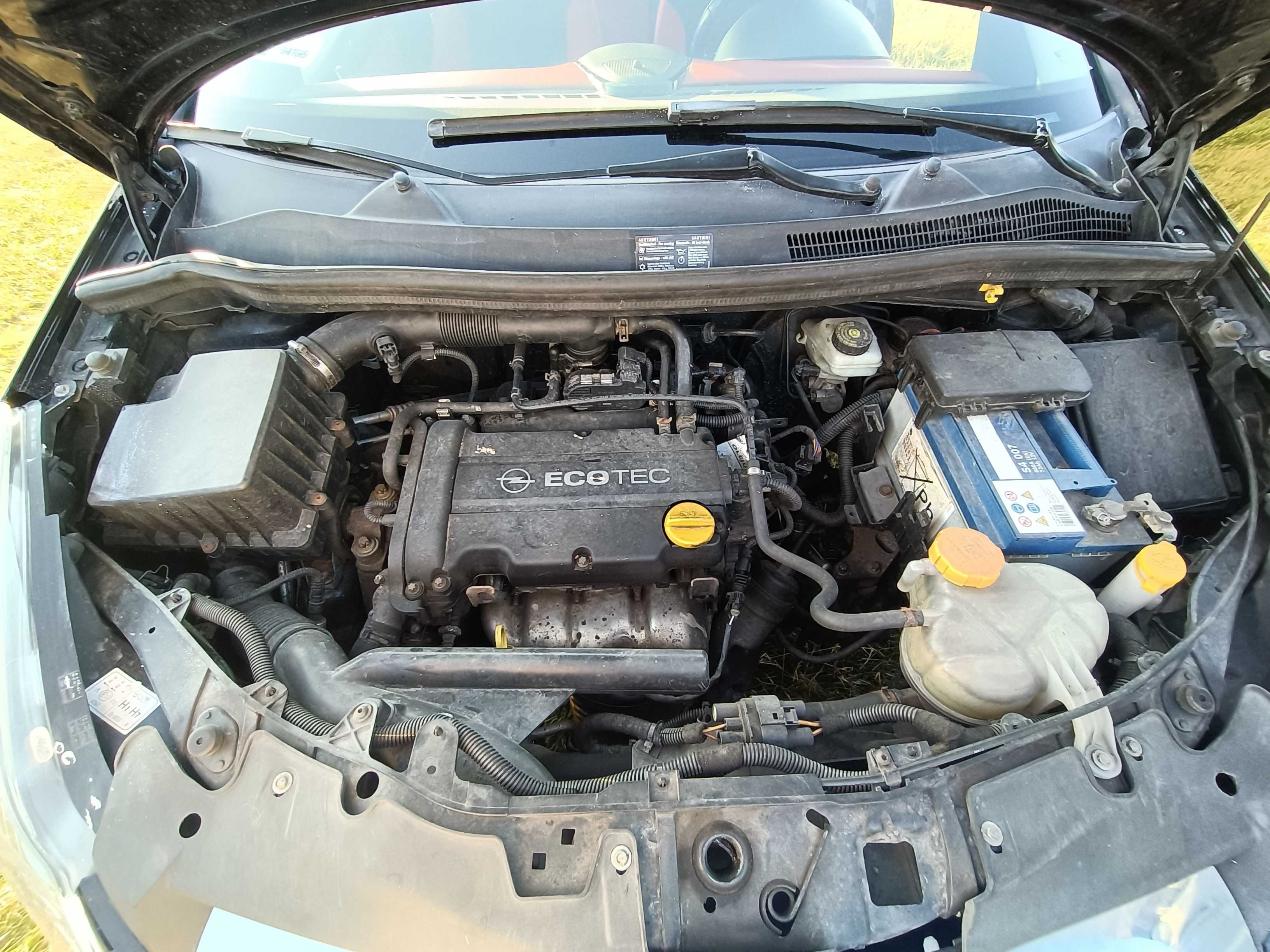 Opel Corsa 1.2 benzyna stan bardzo dobry