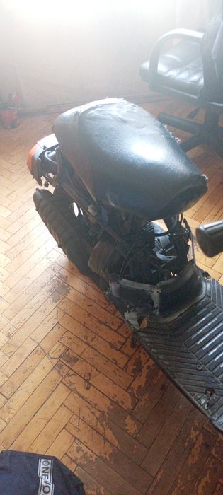 Скутер Ямаха v27 на ходу