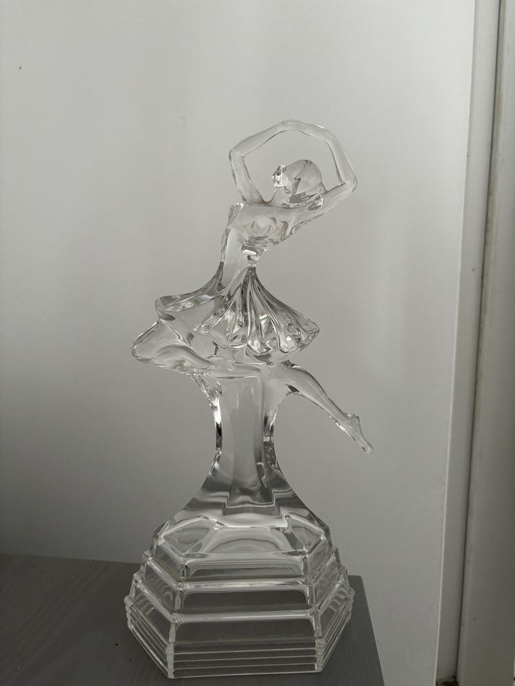 Estátua de vidro bailarina