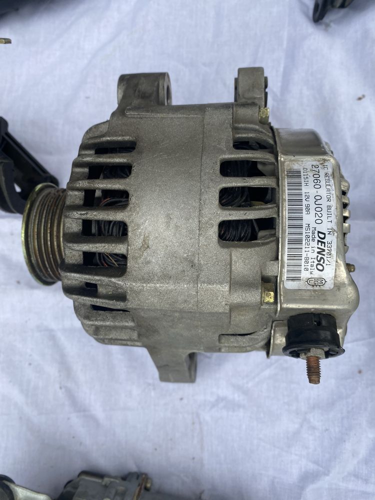 Toyota Yaris 1 alternator