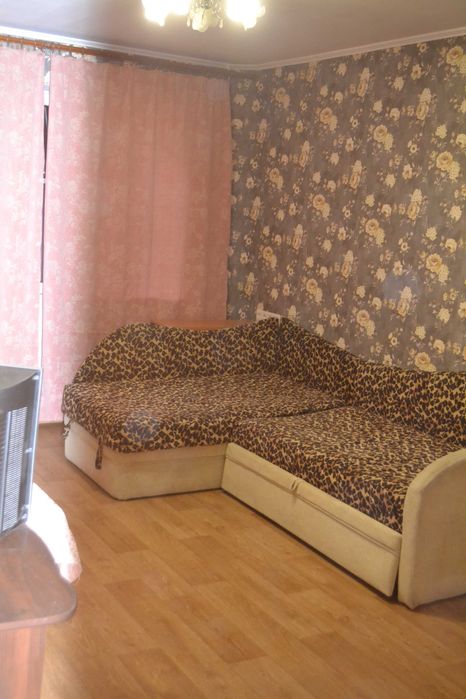 Посуточно Гната Юры 11а, клиника Шалимова , Борщаговка, Святошинский