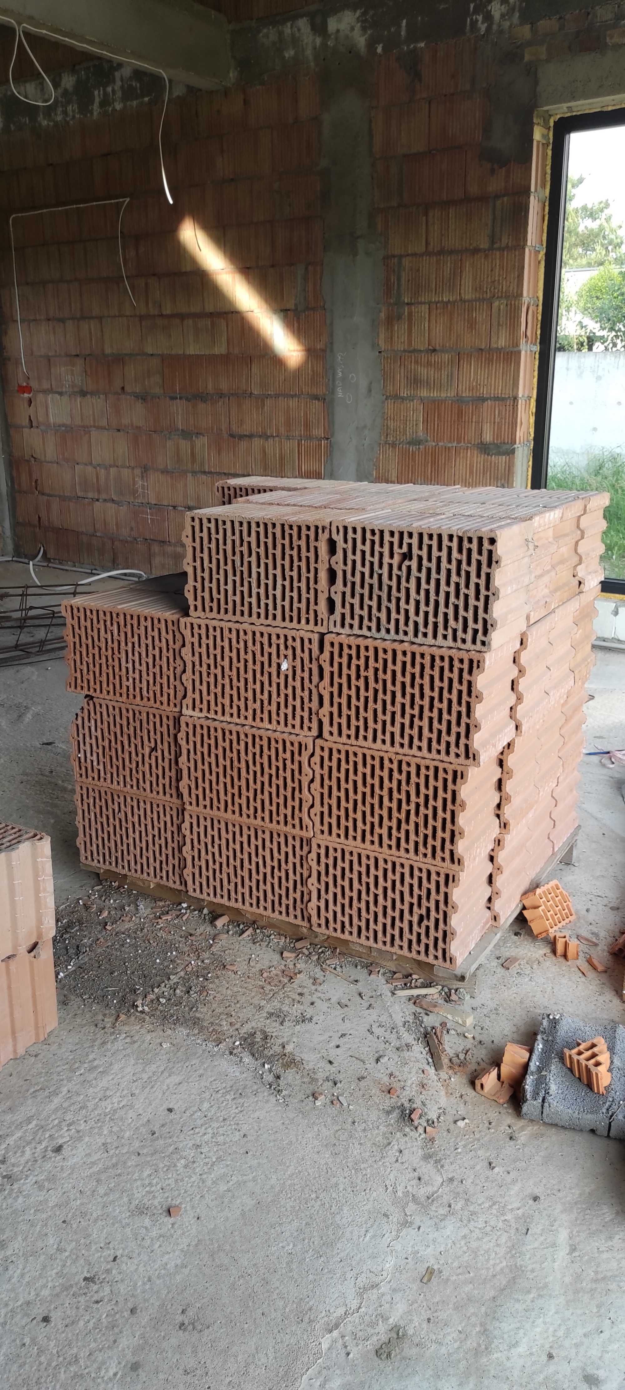 Pustaki Leier 25 44sztuki