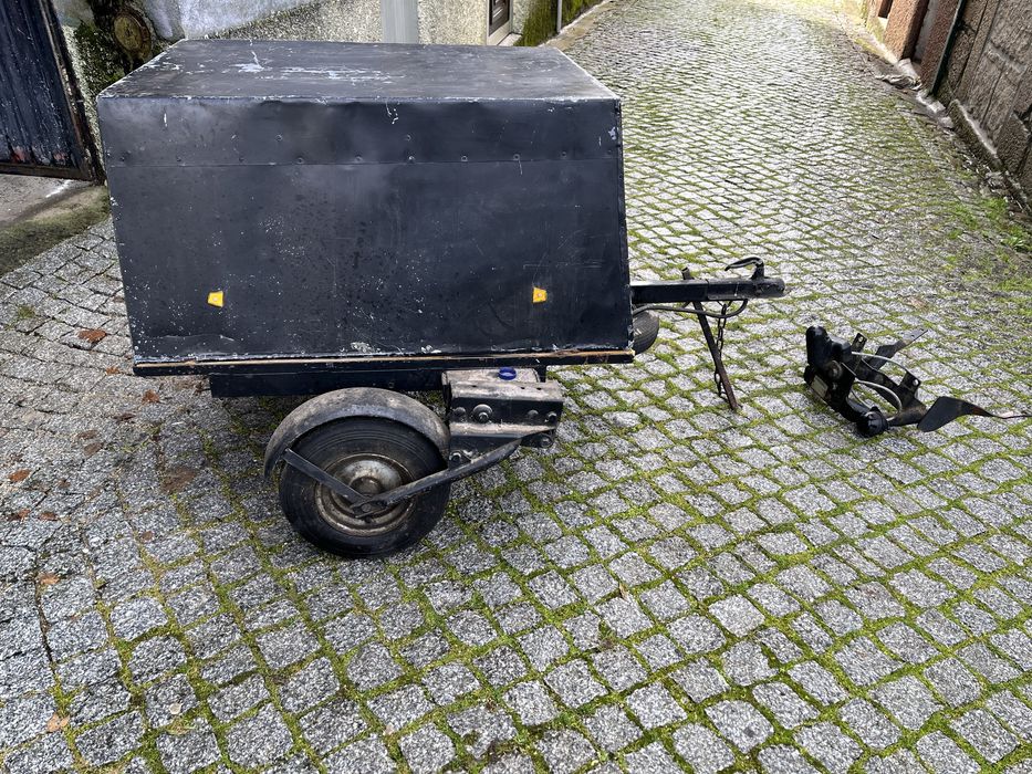 Reboque p/ transporte de cães