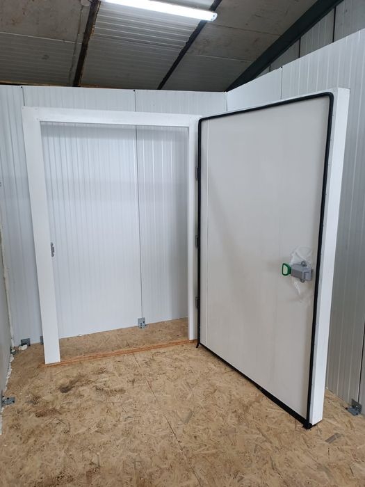 Drzwi chłodnicze / Drzwi do chłodni  / Drzwi mroźnicze / R012