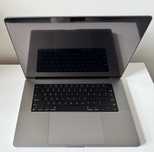 MacBook Pro 16” M1 — Jak Nowy | 96 cykli | Etui + Folia Gratis
