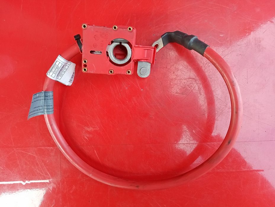 Клема акумулятора плюс BMW X3 F25 акумуляторная клема бмв х3 ф25 Шрот