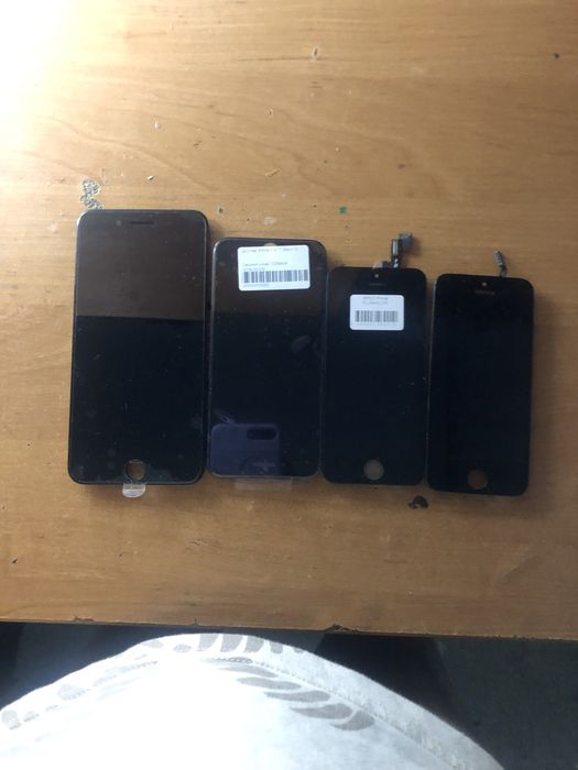 iPhone 8 plus , iPhone 7 , iPhone 5 , екраны Оригинал их много