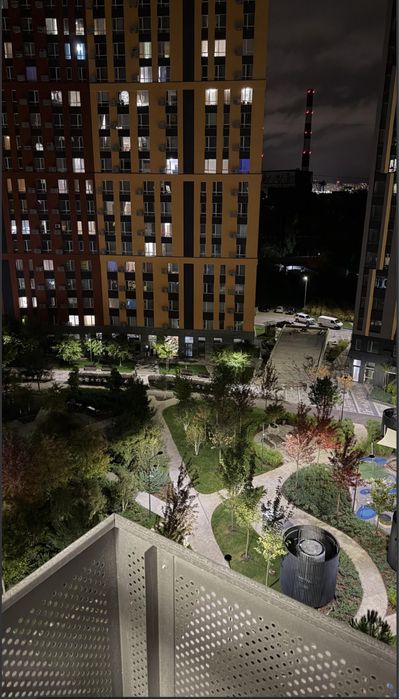 Продаж/Квартира, Київ, Голосіївський район, вул. Столичне шосе, 1