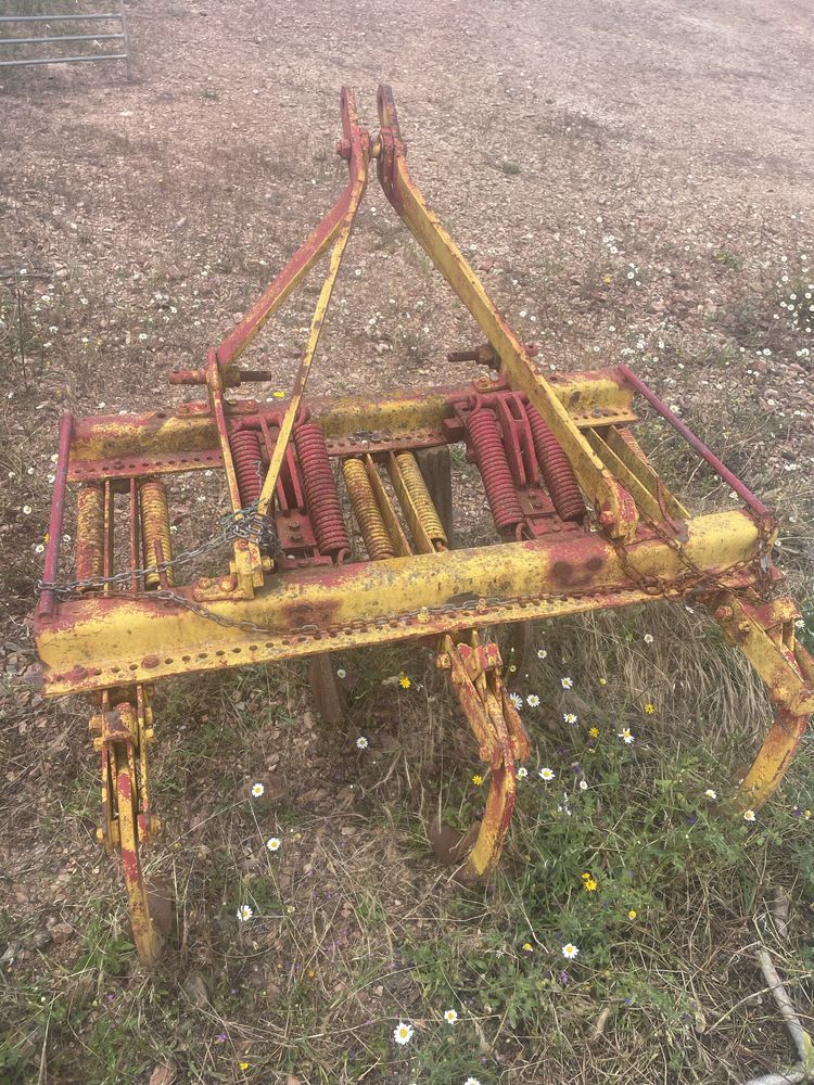 Trator Daedong 4x4 matriculado
