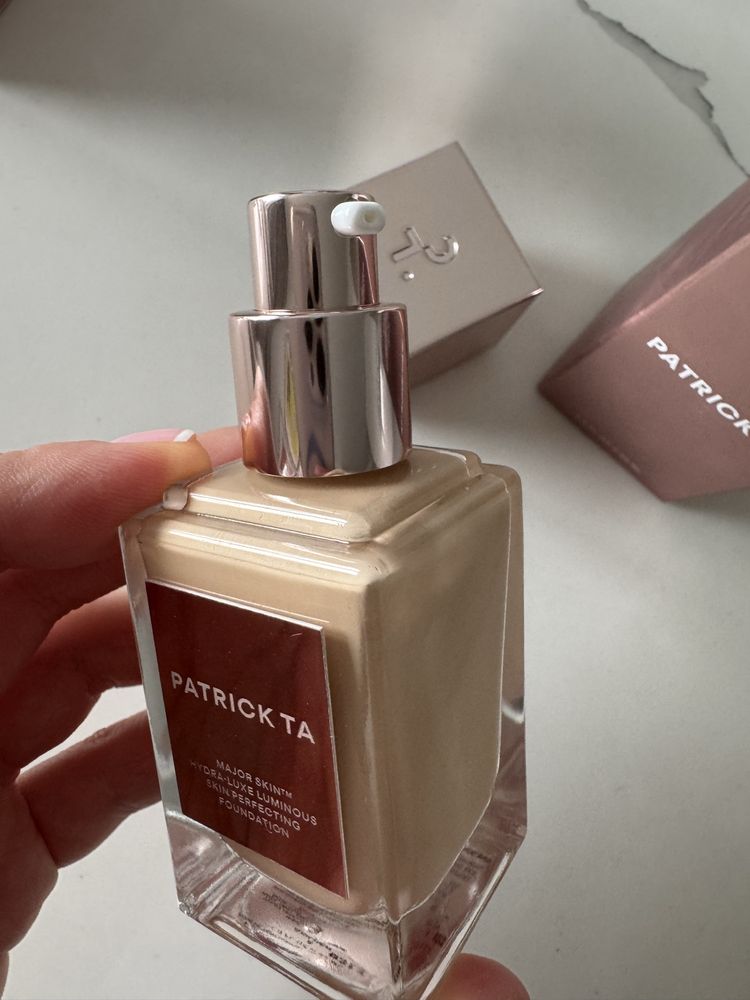 Patrick Ta Hydra Luxe Foundation nawilżający podkład 2w1 nr. 6 NEUTRAL