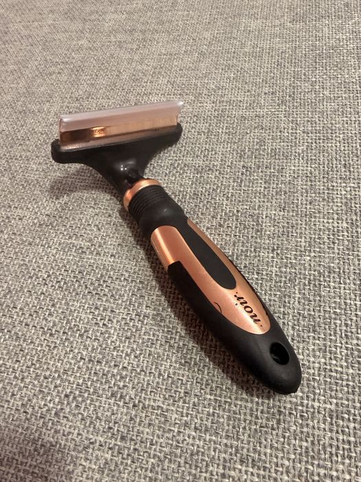 Escova para tirar pelos