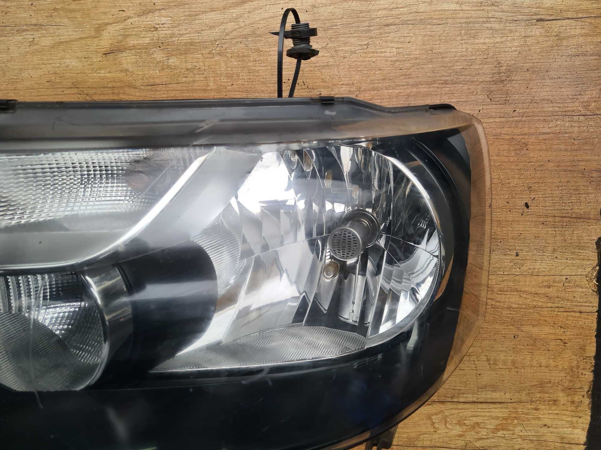 VW T5 2.0 lift 13r reflektor lampa lewy przód