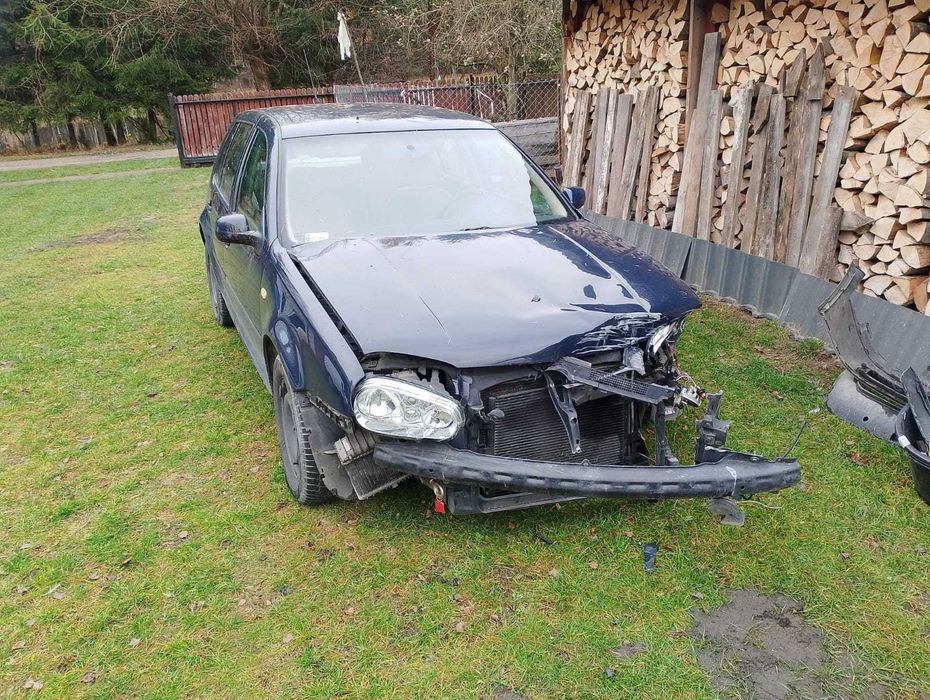 VW GOLF IV 1.9TDI 110KM uszkodzony przód