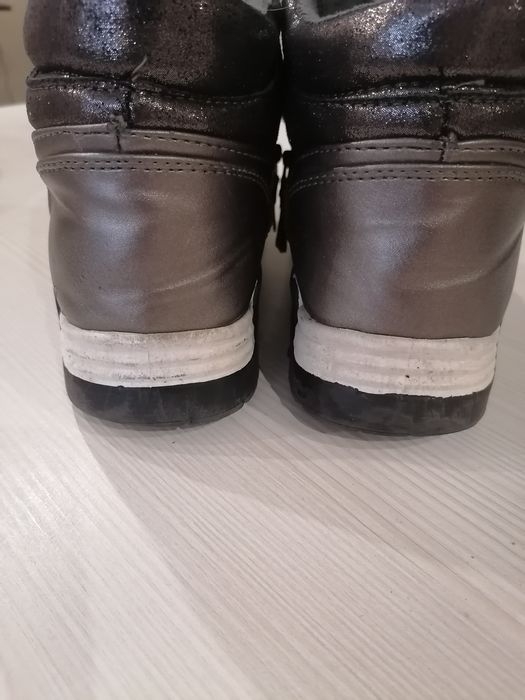 Ботінки демисезонні 39р