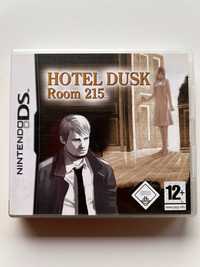 Hotel Dusk Room 215 DS - Ang