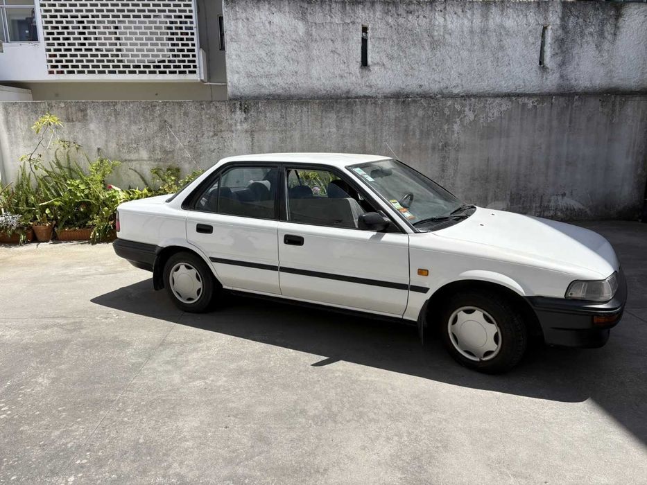 Toyota Corolla Sedan - 1991 - Excelente estado