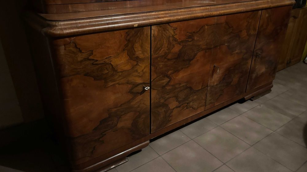Wyjątkowy kredens oraz komoda Art Deco, fornir orzechowy, początki XXw