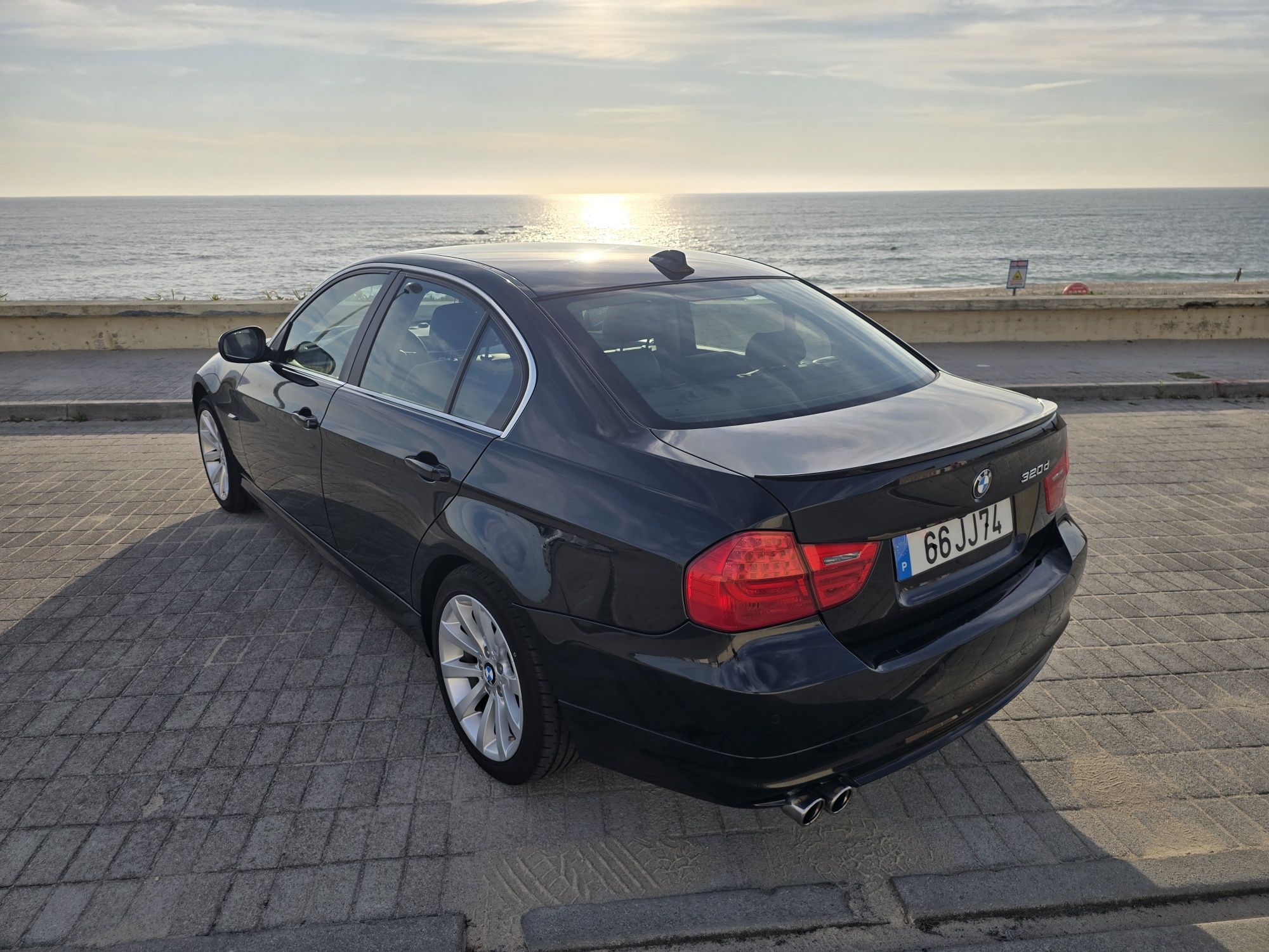 BMW 320d 184cv LCI — Nacional | Manual | Corrente trocada | Android |