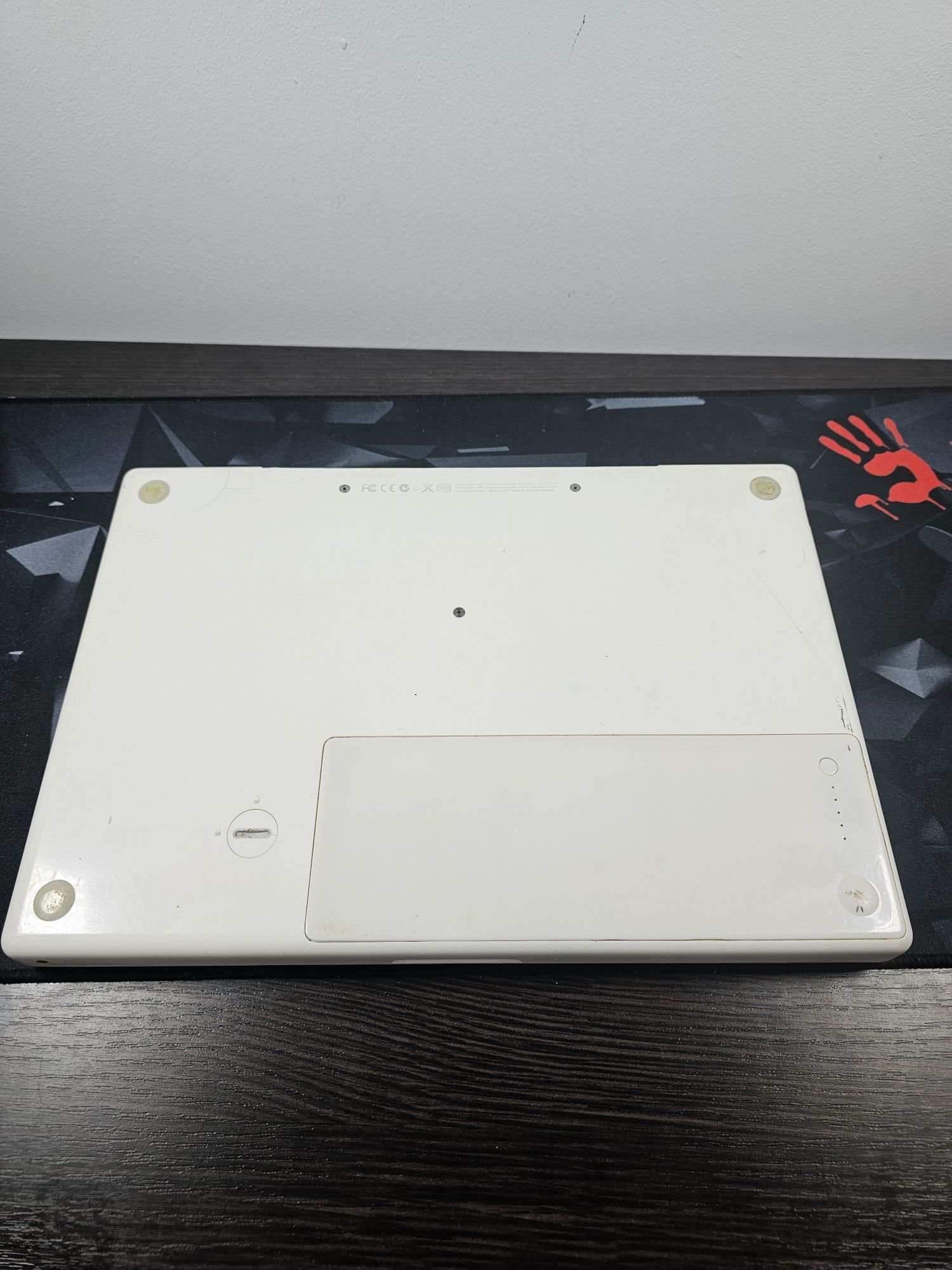 Macbook A1181 ноутбук