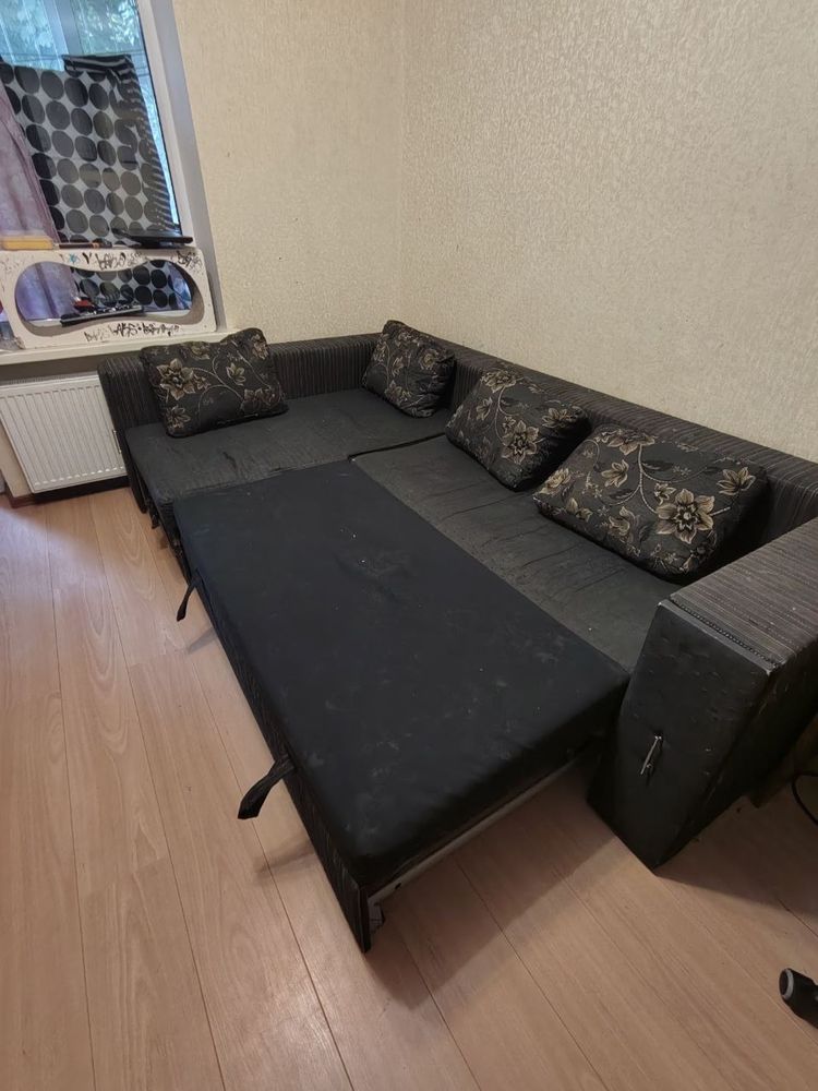 диван MEBLEV