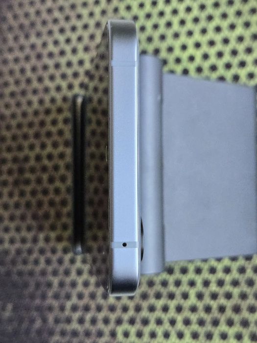 Notning phone 2 (12/512Гб)+2 чохла у подарунок (стан нового!)