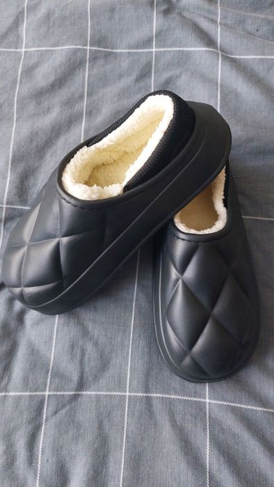 Капці тапочки взуття сліпери waterproof slippers